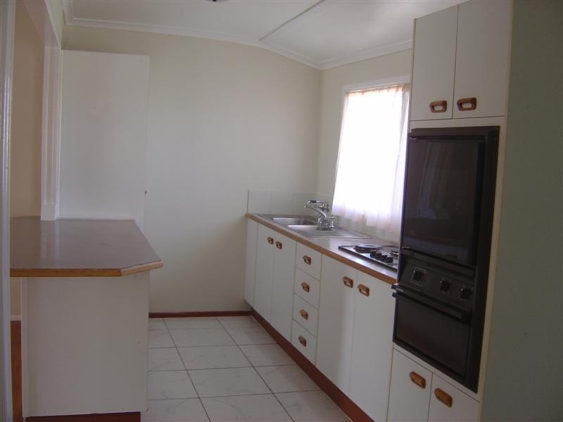 15 Davenport street, Clifton QLD 4361