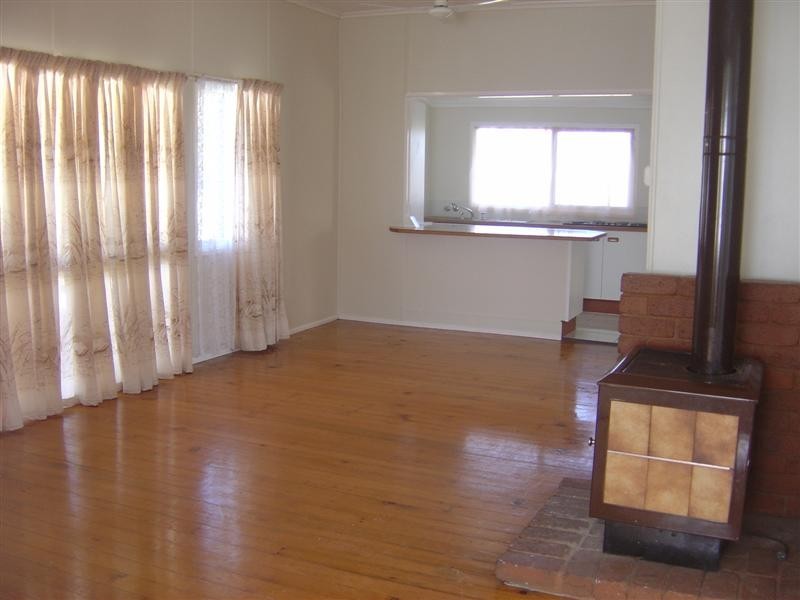 15 Davenport street, Clifton QLD 4361