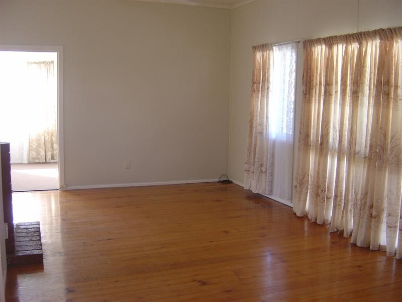 15 Davenport street, Clifton QLD 4361