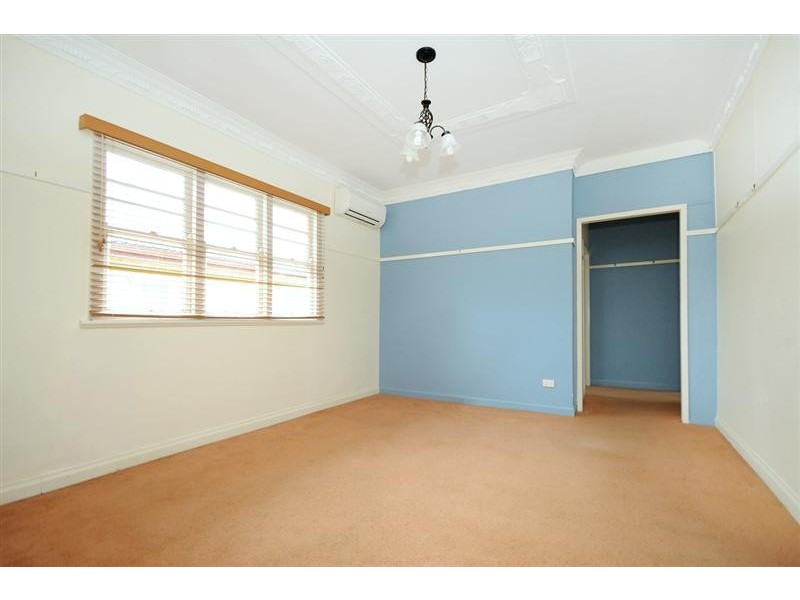 6a Lendrum Street, Newtown QLD 4350