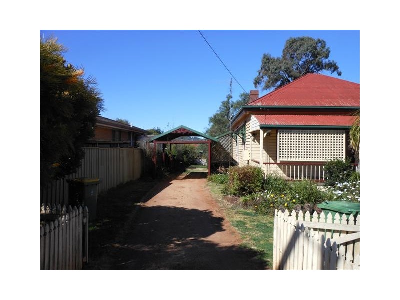 70 Holberton Street, Wilsonton QLD 4350