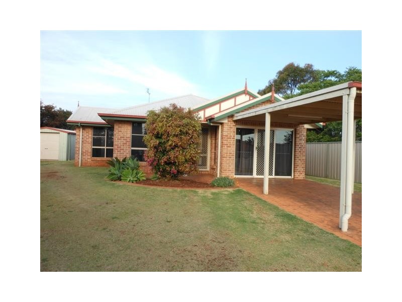 3 Freyling Court, Kearneys Spring QLD 4350