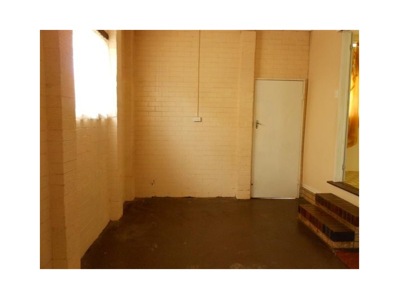 23 Sampson Street, Wilsonton QLD 4350