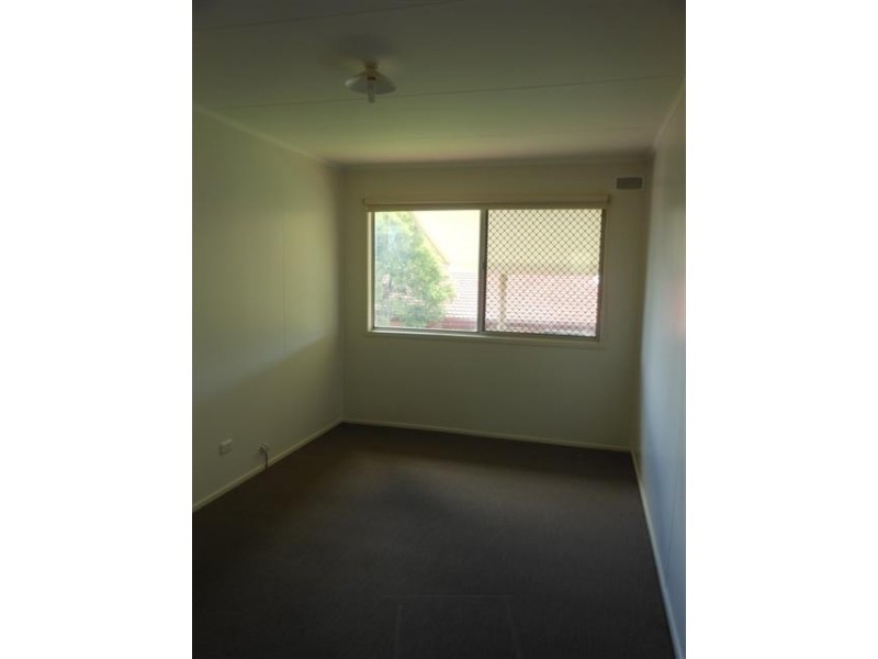 4 Dignan Street, Harristown QLD 4350