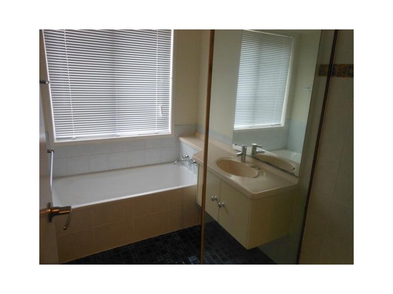 9 Balfour Street, Wyreema QLD 4352