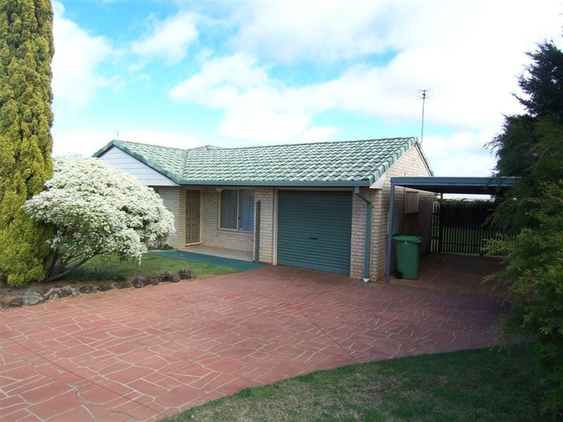 19 Nimrod Street, Wilsonton QLD 4350