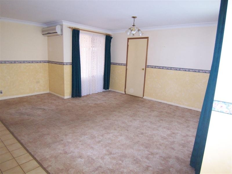 19 Nimrod Street, Wilsonton QLD 4350