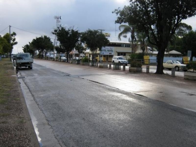 33 Richardson Street, Dirranbandi QLD 4486