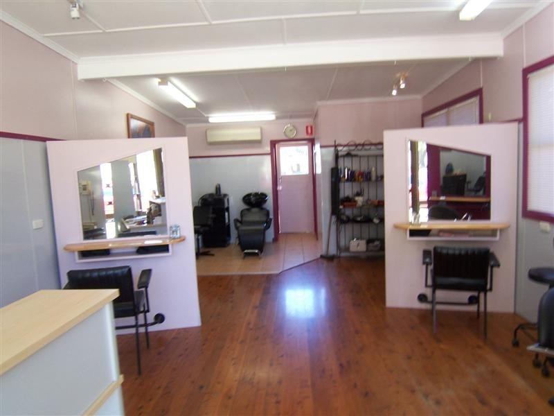 21A Pottinger Street, Newtown QLD 4350