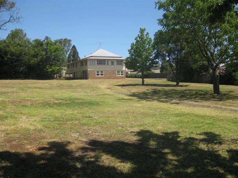 194-196 Jellicoe Street, Toowoomba QLD 4350