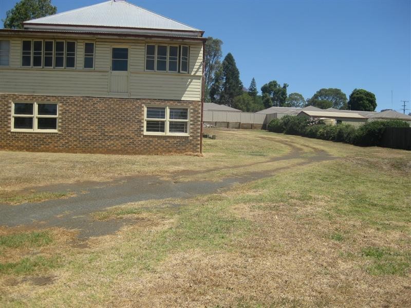194-196 Jellicoe Street, Toowoomba QLD 4350