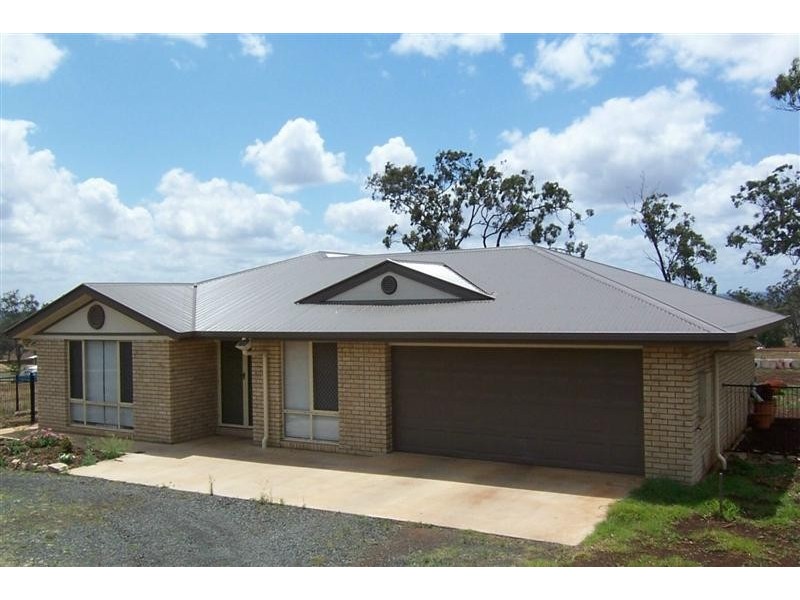 88 Peters Road, Meringandan QLD 4352