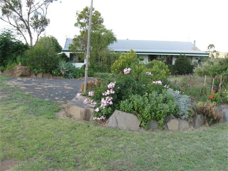 22 Rutledge Rd, Jondaryan QLD 4403