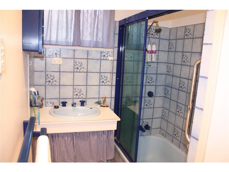 1/5 Doherty Street, Rockville QLD 4350