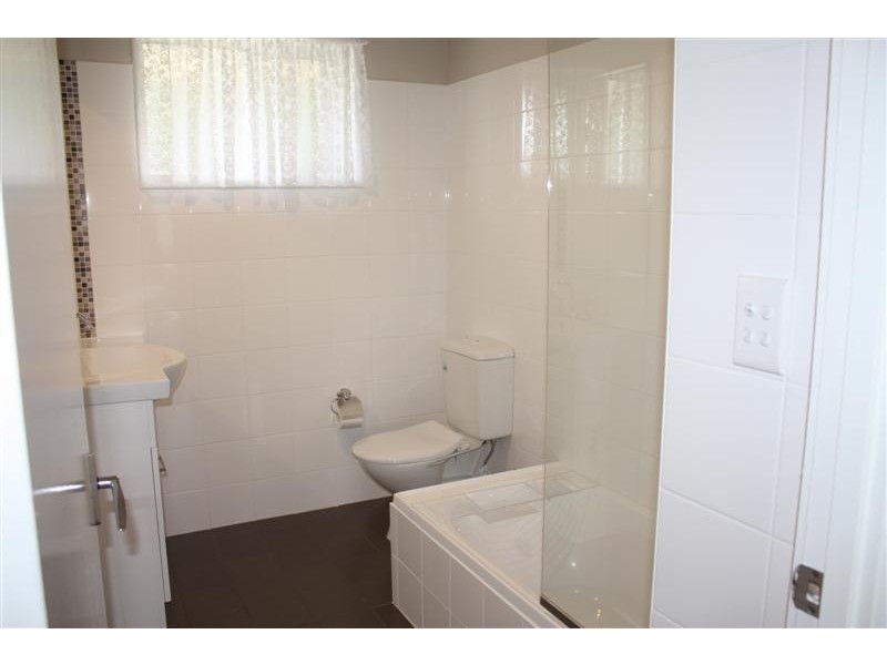 12 Sardon Street, Centenary Heights QLD 4350