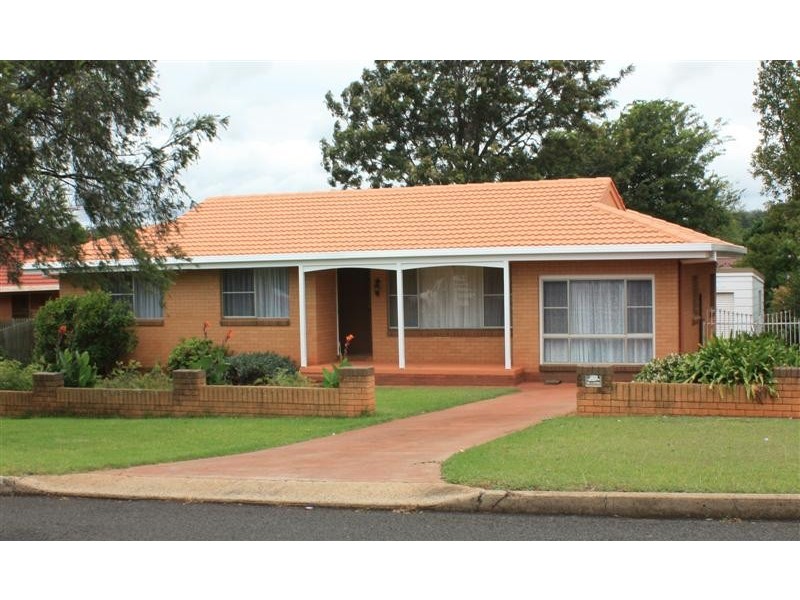 12 Sardon Street, Centenary Heights QLD 4350