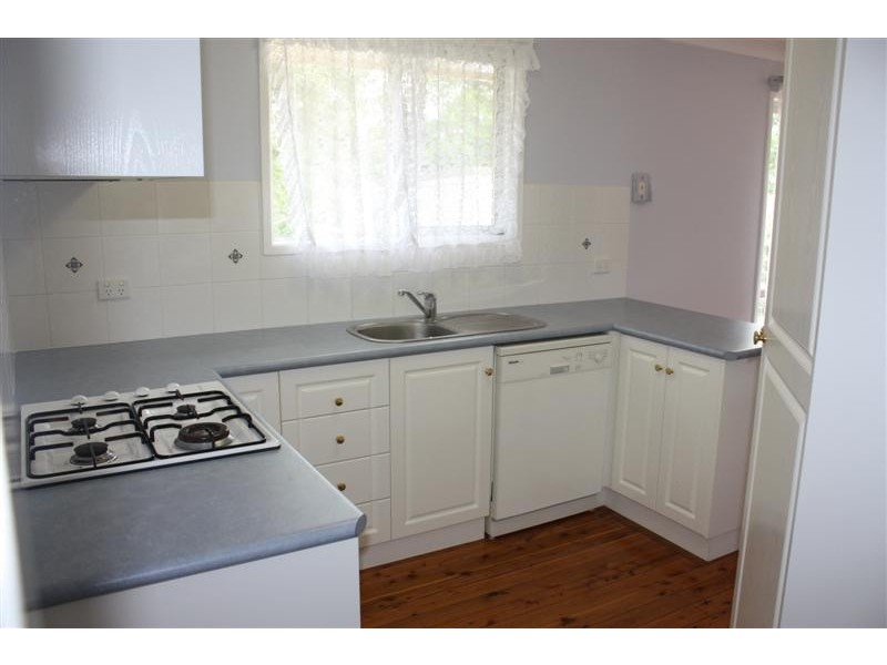 12 Sardon Street, Centenary Heights QLD 4350