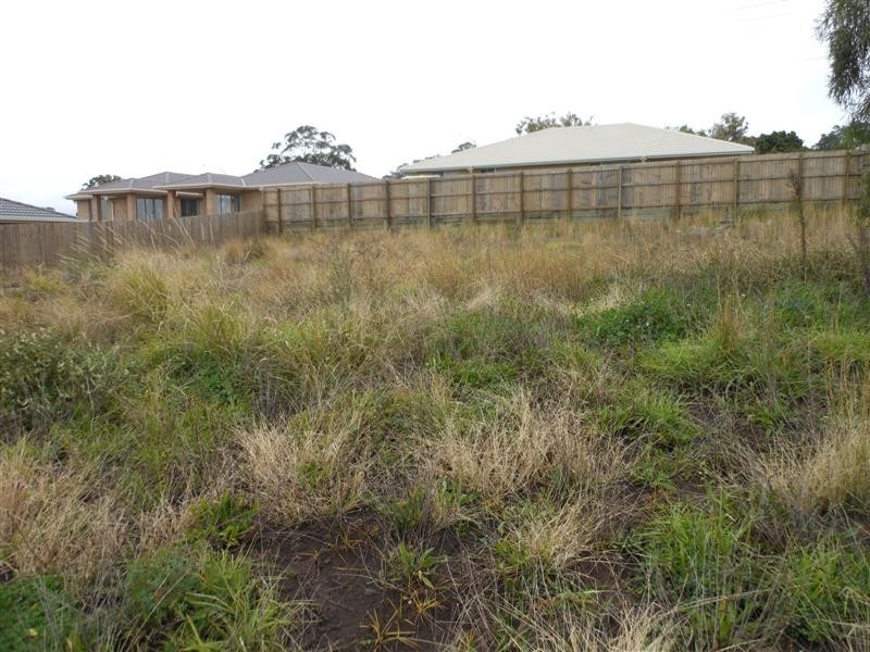 15 Sandalwood Drive, Glenvale QLD 4350