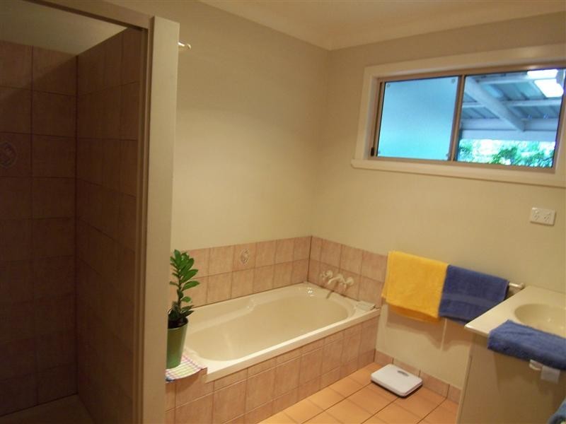 2 CHEETHAM STREET, Cecil Plains QLD 4407