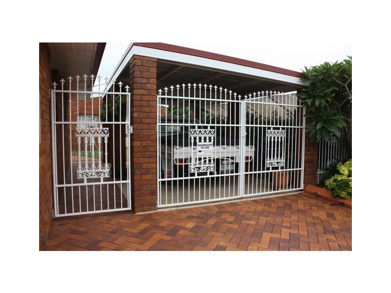 35 Moore Crescent, Wilsonton QLD 4350