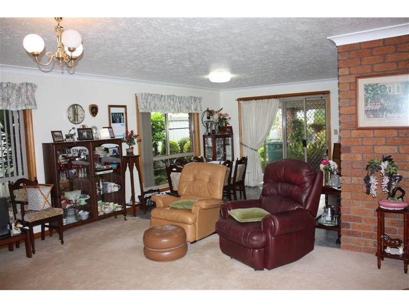 35 Moore Crescent, Wilsonton QLD 4350