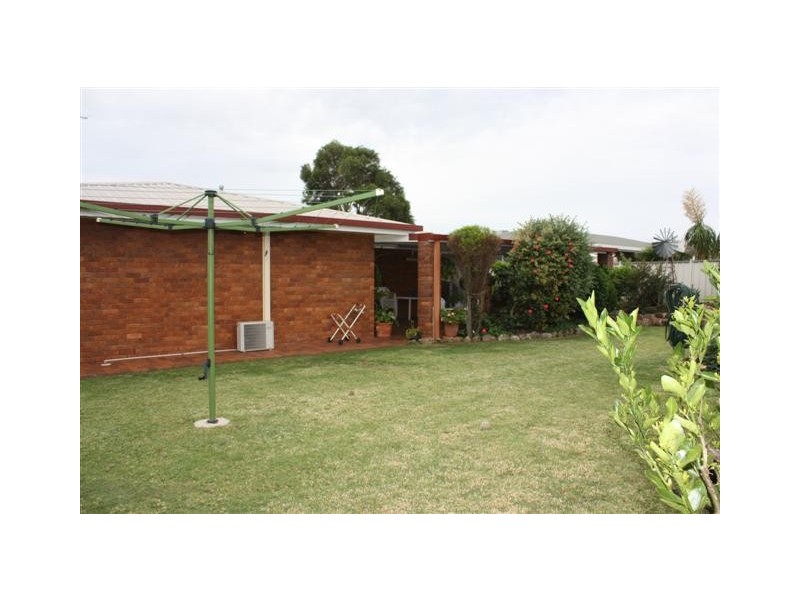 35 Moore Crescent, Wilsonton QLD 4350