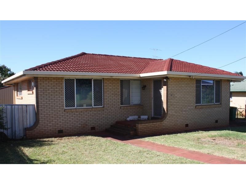 4 Brown Street, Rockville QLD 4350