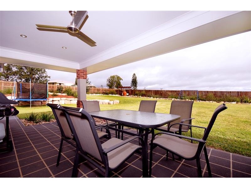 19 Mountview Court, Highfields QLD 4352
