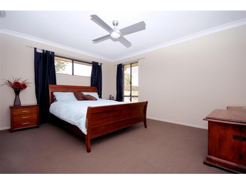 19 Mountview Court, Highfields QLD 4352