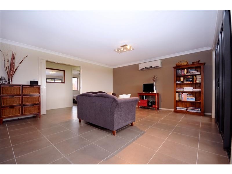 19 Mountview Court, Highfields QLD 4352