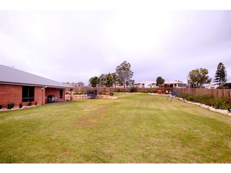 19 Mountview Court, Highfields QLD 4352