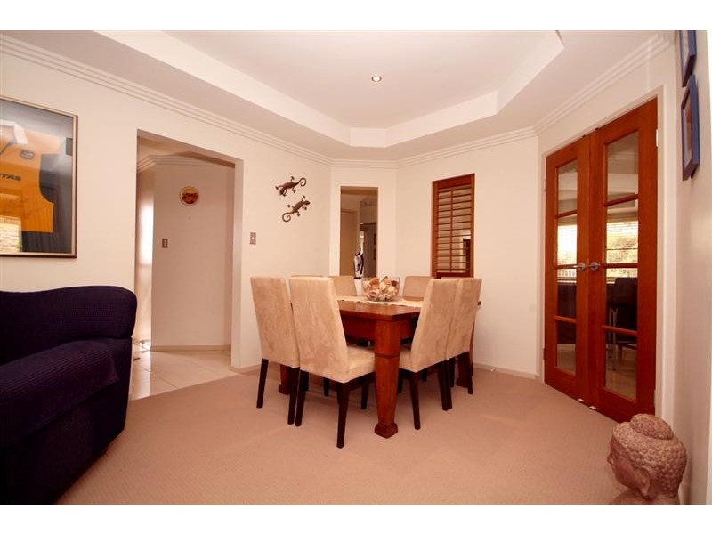 16 Banksdale Drive, Middle Ridge QLD 4350
