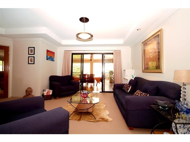 16 Banksdale Drive, Middle Ridge QLD 4350