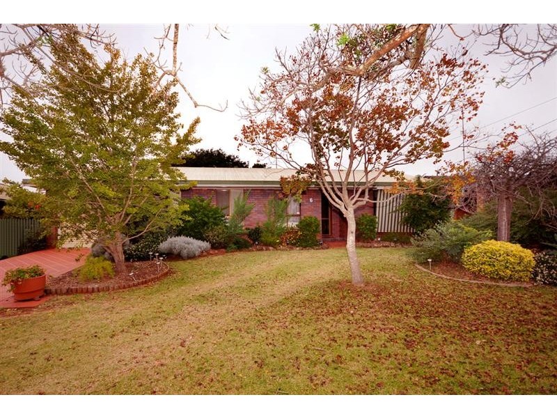 6 Truscott Street, Wilsonton QLD 4350