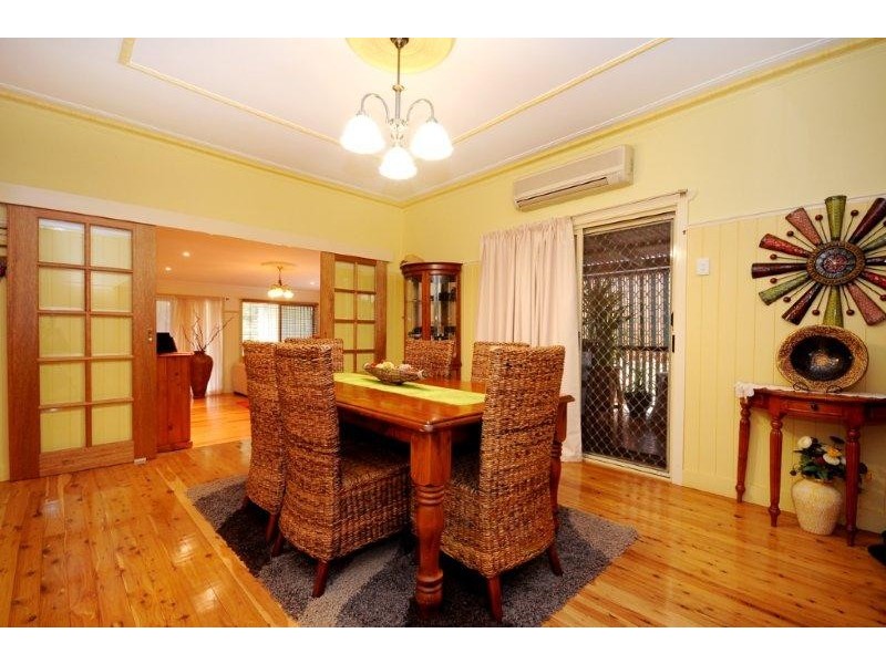 17 Edith Street, Newtown QLD 4350