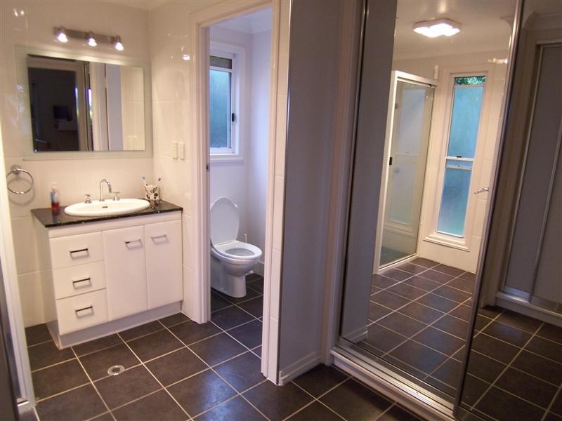 4 Marguerita Court, Centenary Heights QLD 4350