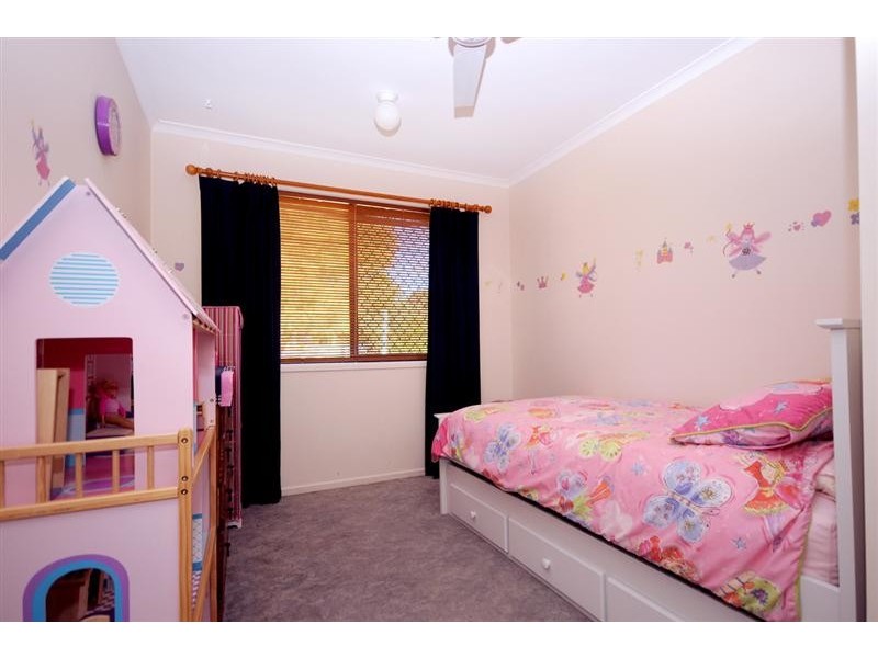 11 Marwedel Street, Kearneys Spring QLD 4350