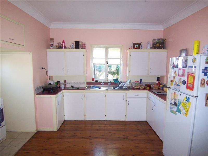 2 Cox Street, Wilsonton QLD 4350