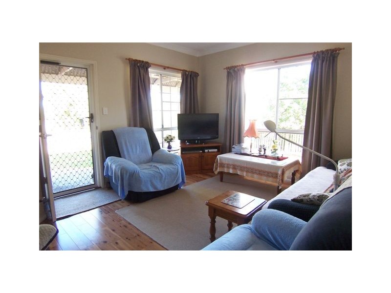2 Disraeli Court, Wyreema QLD 4352