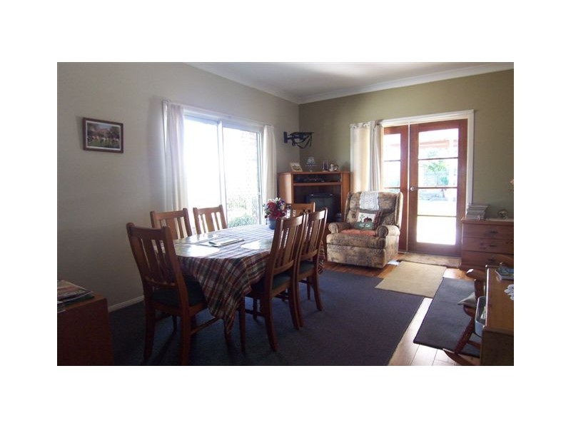 2 Disraeli Court, Wyreema QLD 4352