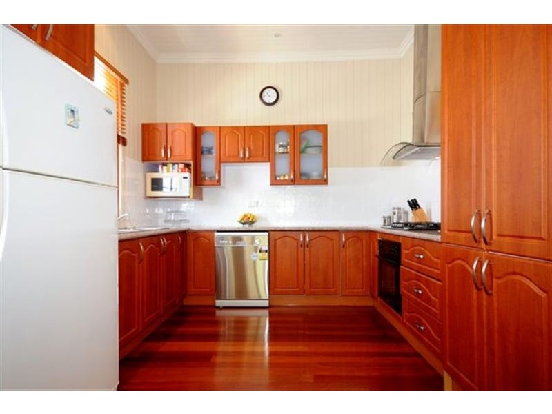 68 Geoffrey Street, Mount Lofty QLD 4350