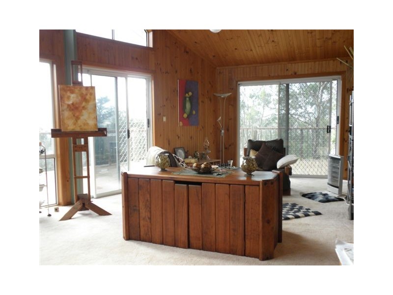 16 Linora Drive, Gowrie Mountain QLD 4350