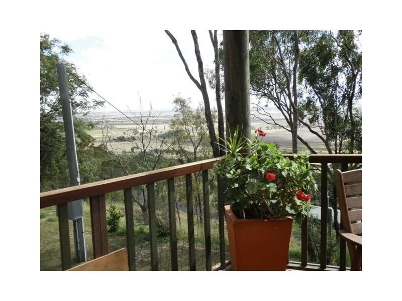 16 Linora Drive, Gowrie Mountain QLD 4350