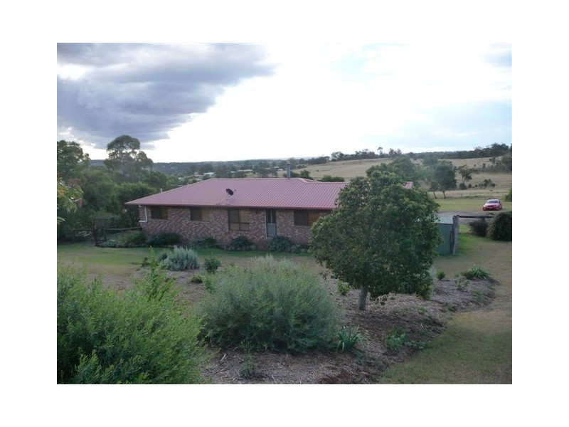 56 Main Street, Meringandan QLD 4352