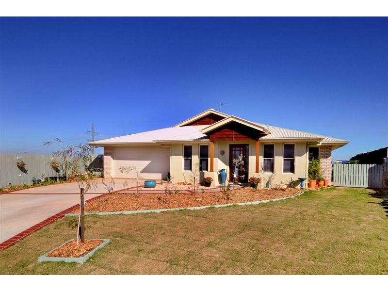 3 Pendrea Close, Highfields QLD 4352