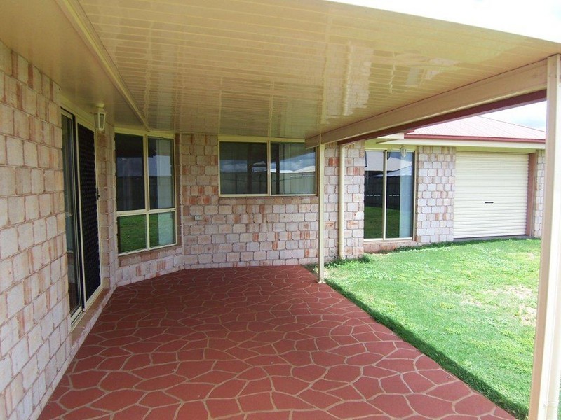 41 Nioka Drive, Highfields QLD 4352