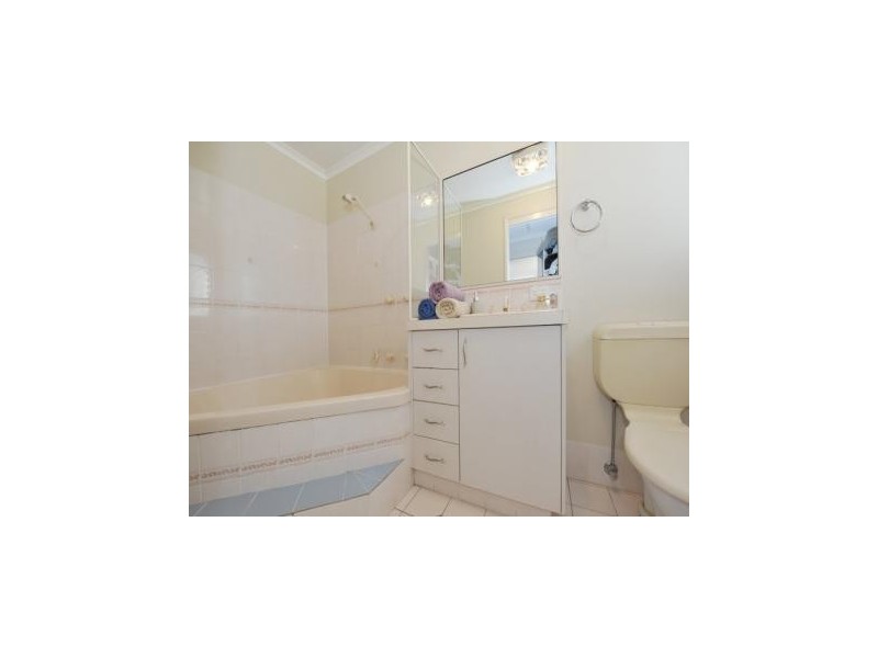 13 Kurrajong Court, Meringandan West QLD 4352