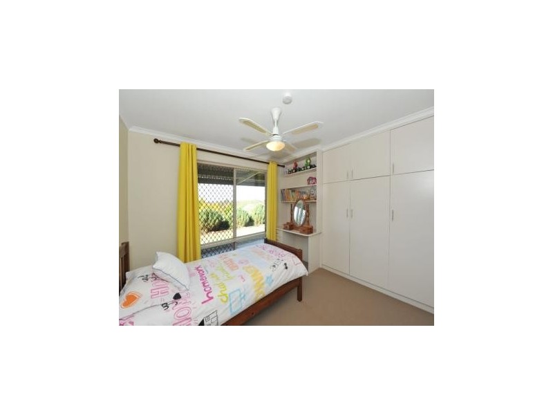 13 Kurrajong Court, Meringandan West QLD 4352