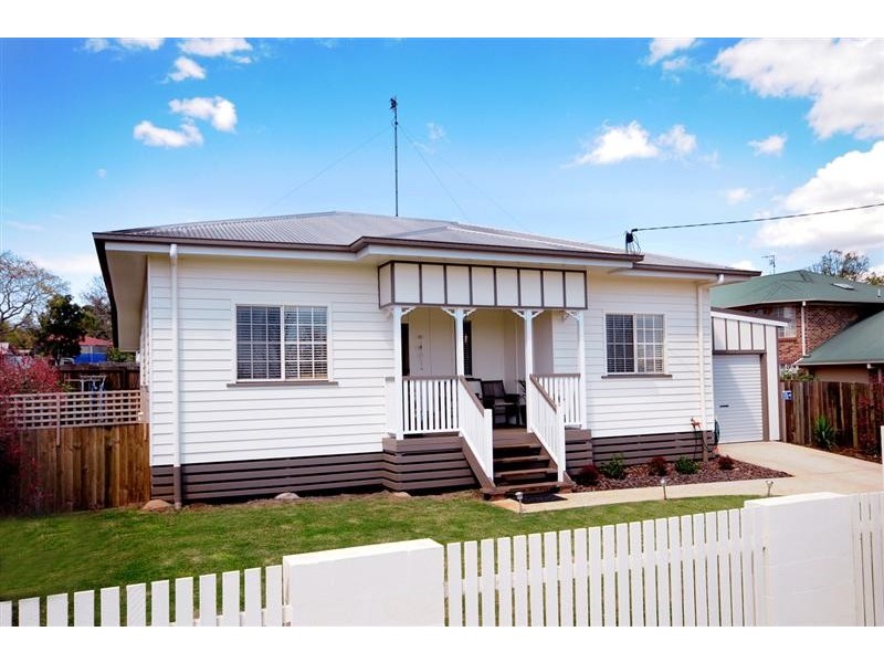 332 Hume Street, Toowoomba QLD 4350