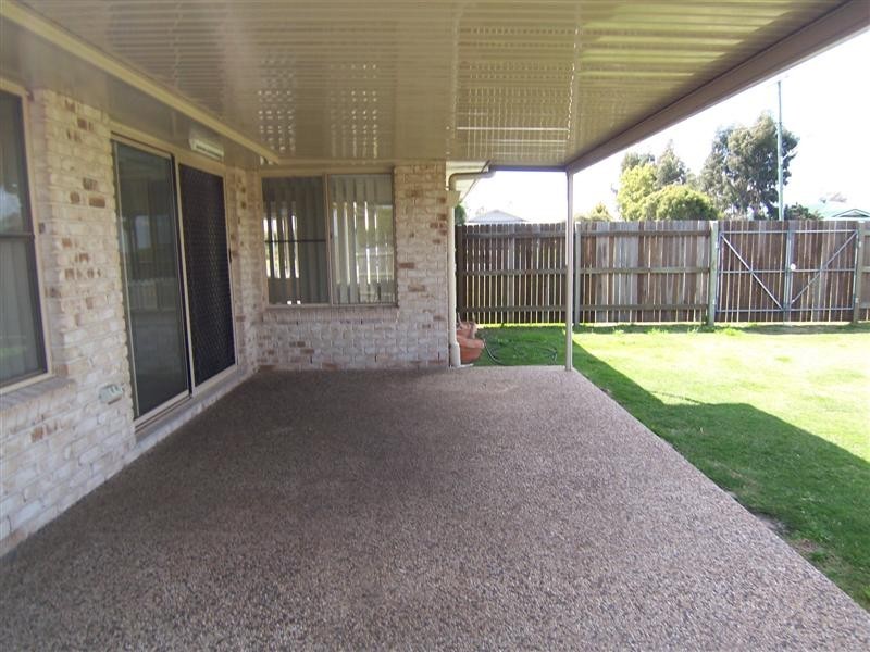 2 Bunkers Hill Road, Westbrook QLD 4350